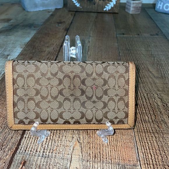 Coach Handbags - Vintage Coach signature C canvas checkbook holder cover